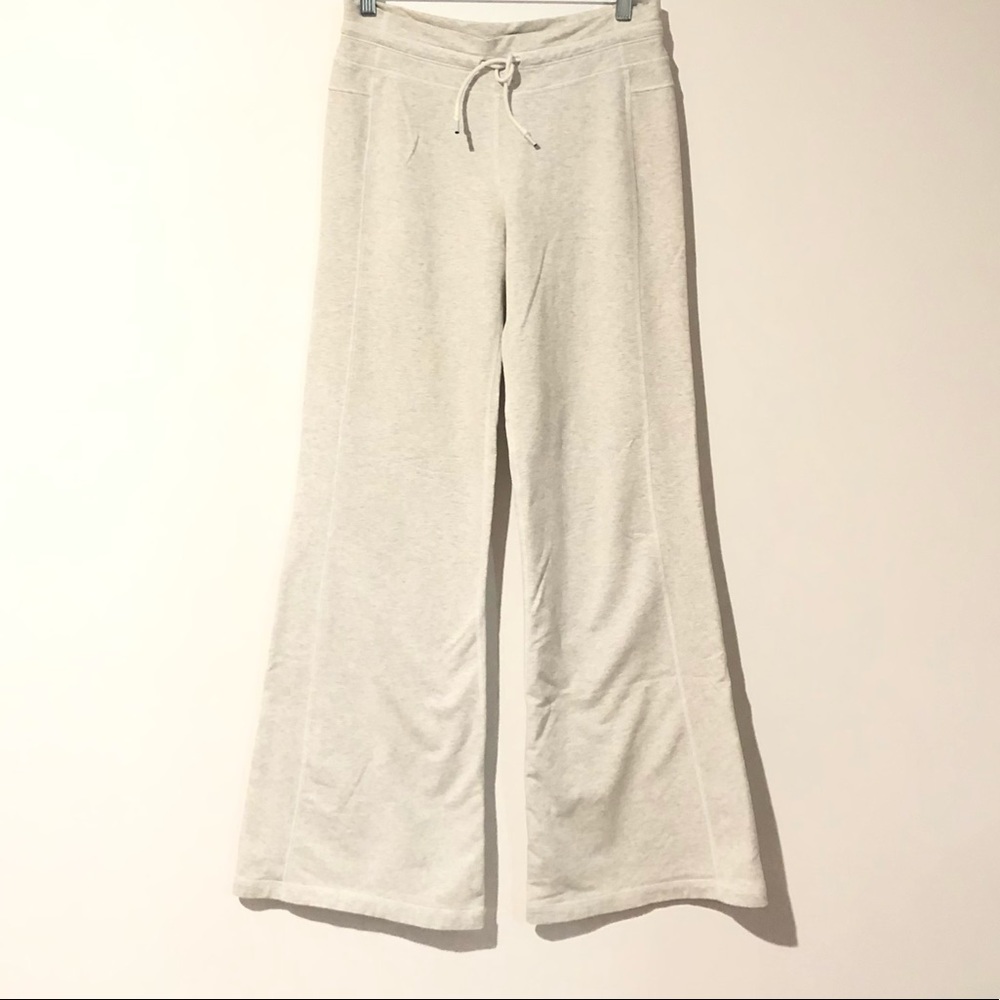 🍋 Lululemon wide leg pants